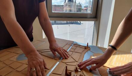 Führung Potsdams Geschichte mit allen Sinnen erleben, Foto: Ute Meesmann, Lizenz: Potsdam Museum Führung Potsdams Geschichte mit allen Sinnen erleben, Foto: Ute Meesmann, Lizenz: Potsdam Museum