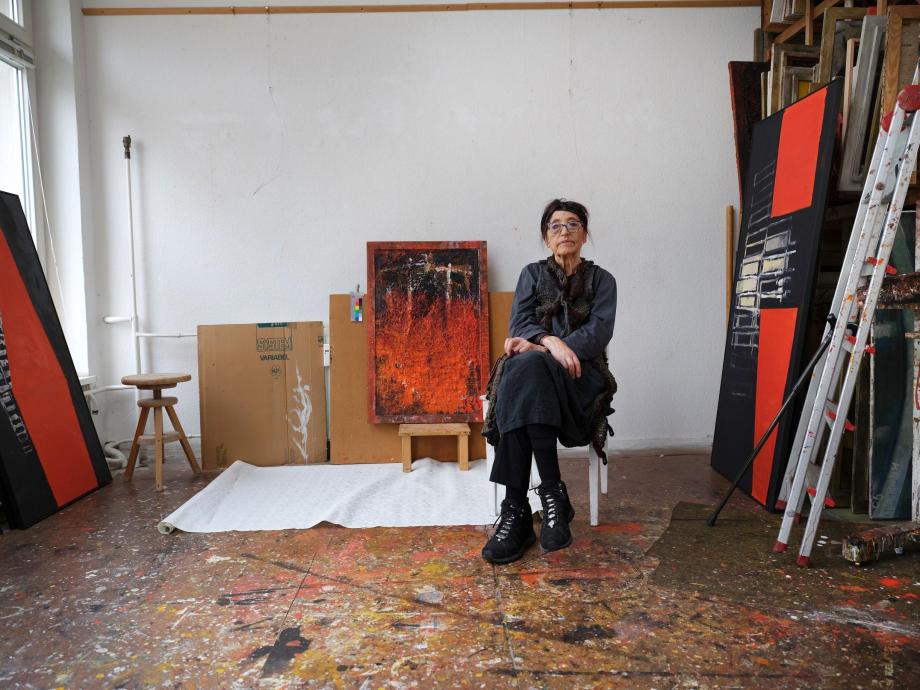 Porträt Barbara Raetsch im Atelier, Porträt Barbara Raetsch im Atelier,