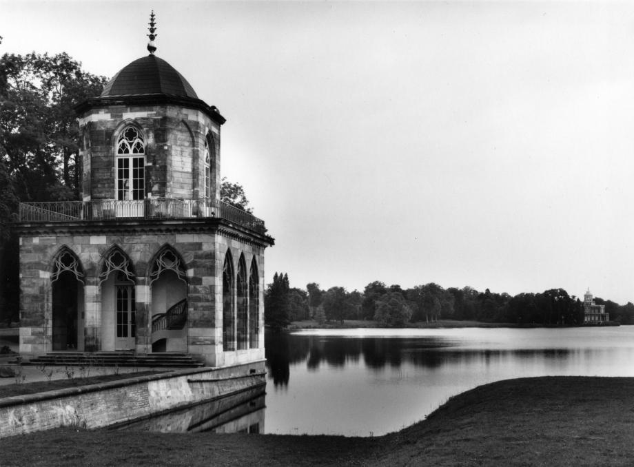 Gothische Bibliothek am Heiligensee, 1998  © Potsdam Museum,