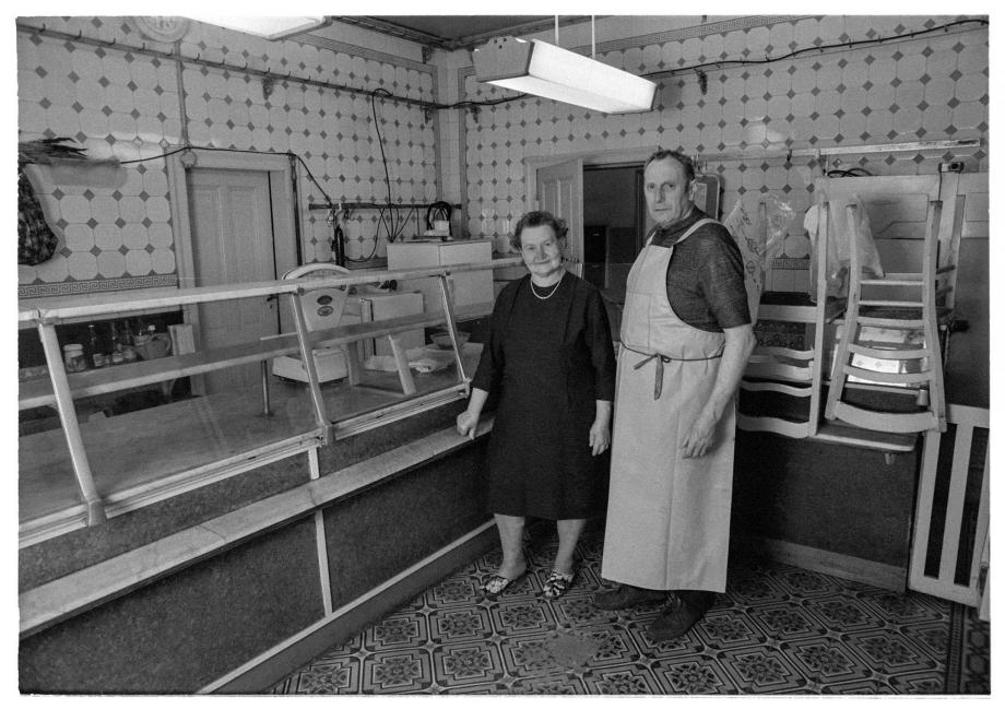 Mittelstraße 11, Fleischerehepaar Hinze im ehemaligen Laden 1977-78 © Potsdam Museum Mittelstraße 11, Fleischerehepaar Hinze im ehemaligen Laden 1977-78 © Potsdam Museum