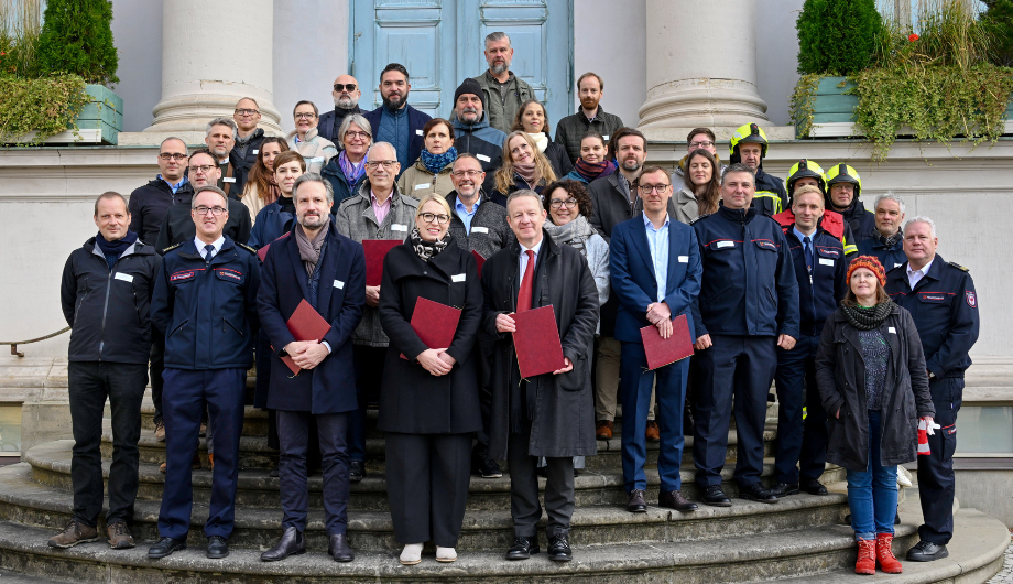Gruppenfoto der Gründerorganisationen