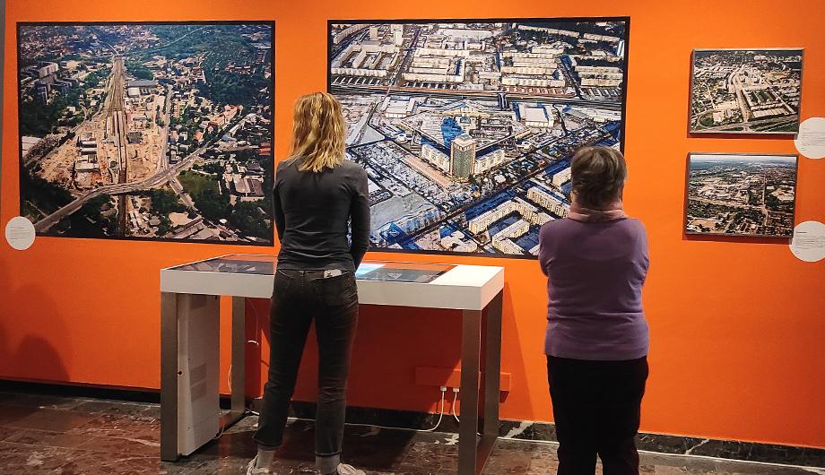 In der Ausstellung LUFTBILD Potsdam