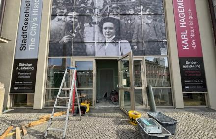 Umbau des Eingangsbereichs des Potsdam Museums Baugeschehen vor dem Museumseingang