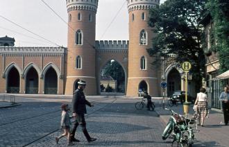 Fotografie Menschen vor dem Nauener Tor