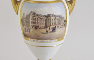 Schmuckvase mit Stadtschloss, Königliche Porzellan-Manufaktur Berlin,