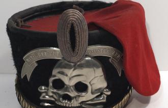Tschako der Totenkopfhusaren, um 1900, Inv.-Nr.: MI-2014-3 © Potsdam Museum,