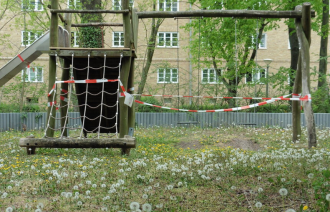 Gesperrter Spielplatz, Potsdam Kiewitt,