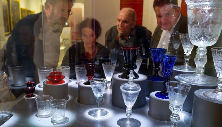 Neupräsentation Potsdamer Glas in der Ständigen Ausstellung