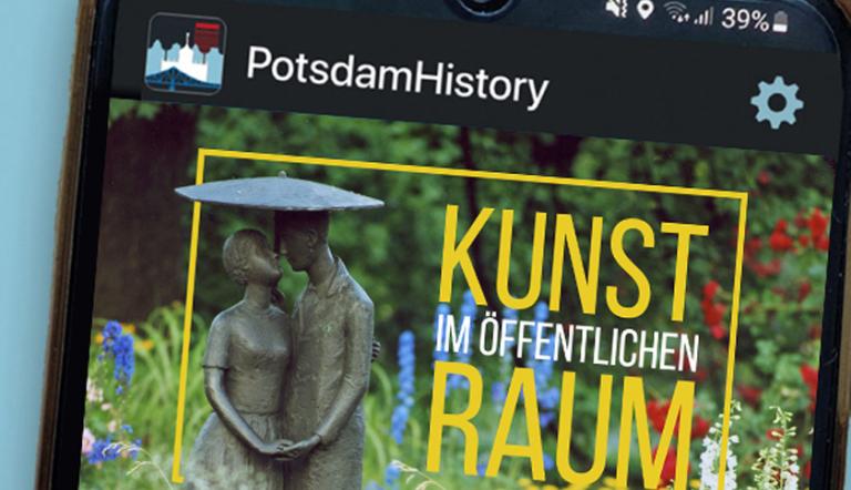 Displayansicht mit geöffneter Potsdam History App