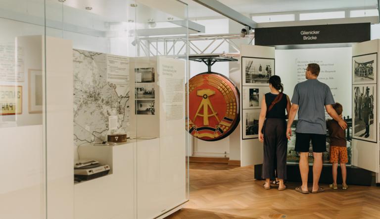 Familie in der stadtgeschichtlichen Ausstellung
