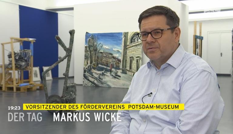 Screenshot des rbb-TV-Beitrags zur Ausstellung "Christopher Lehmpfuhl"