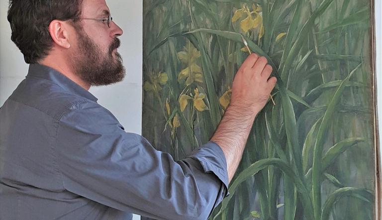 Restaurator Oliver Max Wenske im Atelier,