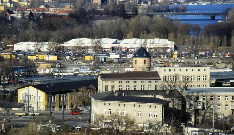 Blick auf das Bahnhofsgelände, 1996 © Potsdam Museum,