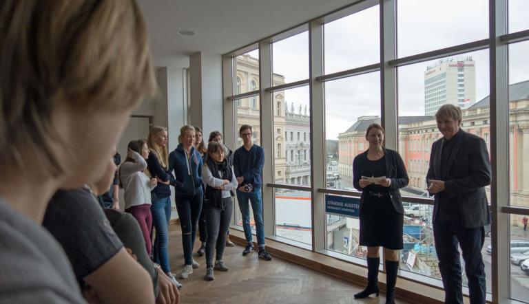 Schülerinnen und Schüler aus Luzern zu Besuch im Potsdam Museum,