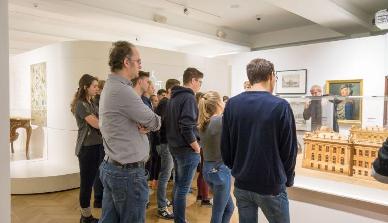Schülerinnen und Schüler aus Luzern zu Besuch im Potsdam Museum,